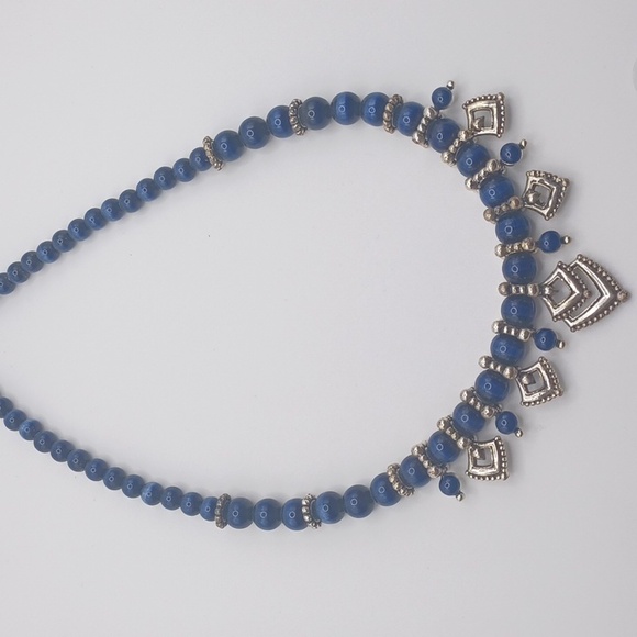 Avon Jewelry - Avon Blue Catseye and Silvertone Necklace